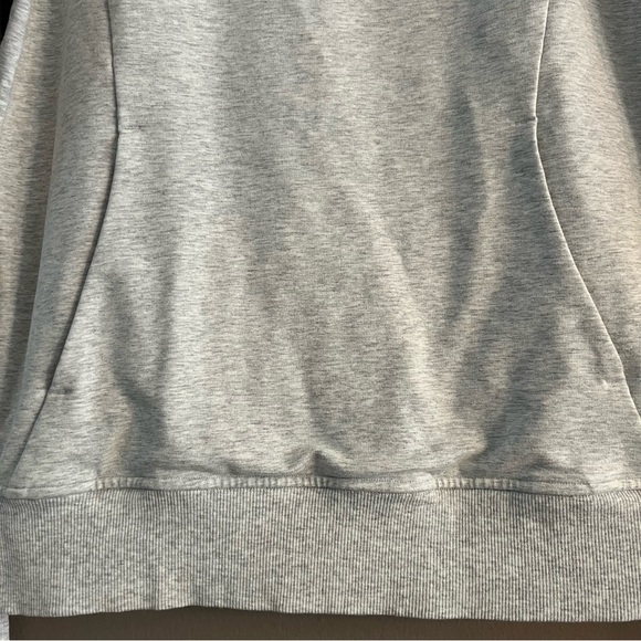 Lululemon Scuba Crew Heathered Core Ultra Light Grey Athletic Workout Sz 6* - Picture 3 of 13